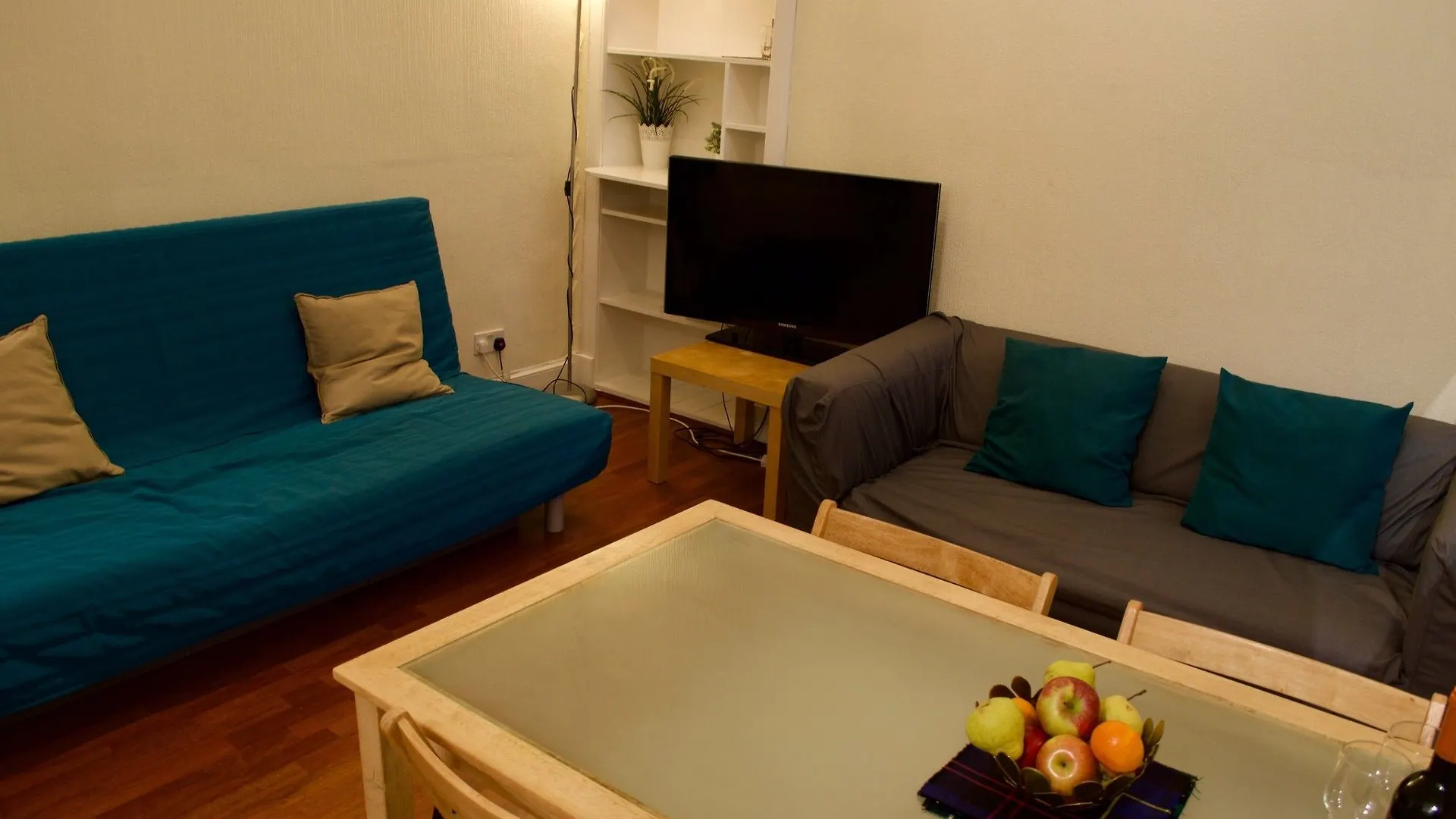2 Bedroom Apartment In Pleasance Edimburgo 0*,  Reino Unido